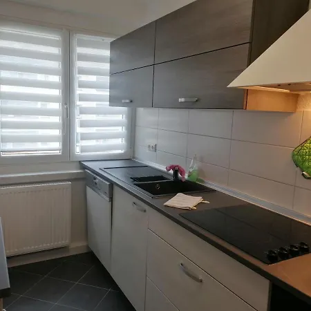 Lägenhet August 24 *